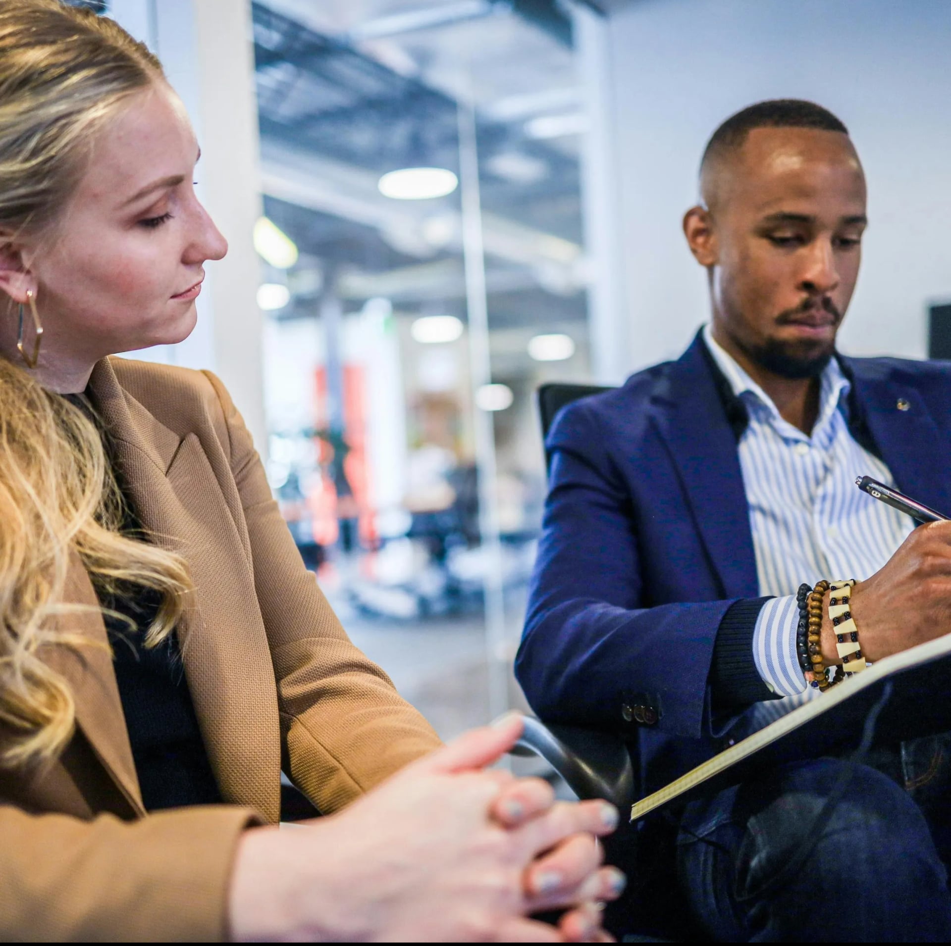 An Image Is Showing ROI-Focused SEO