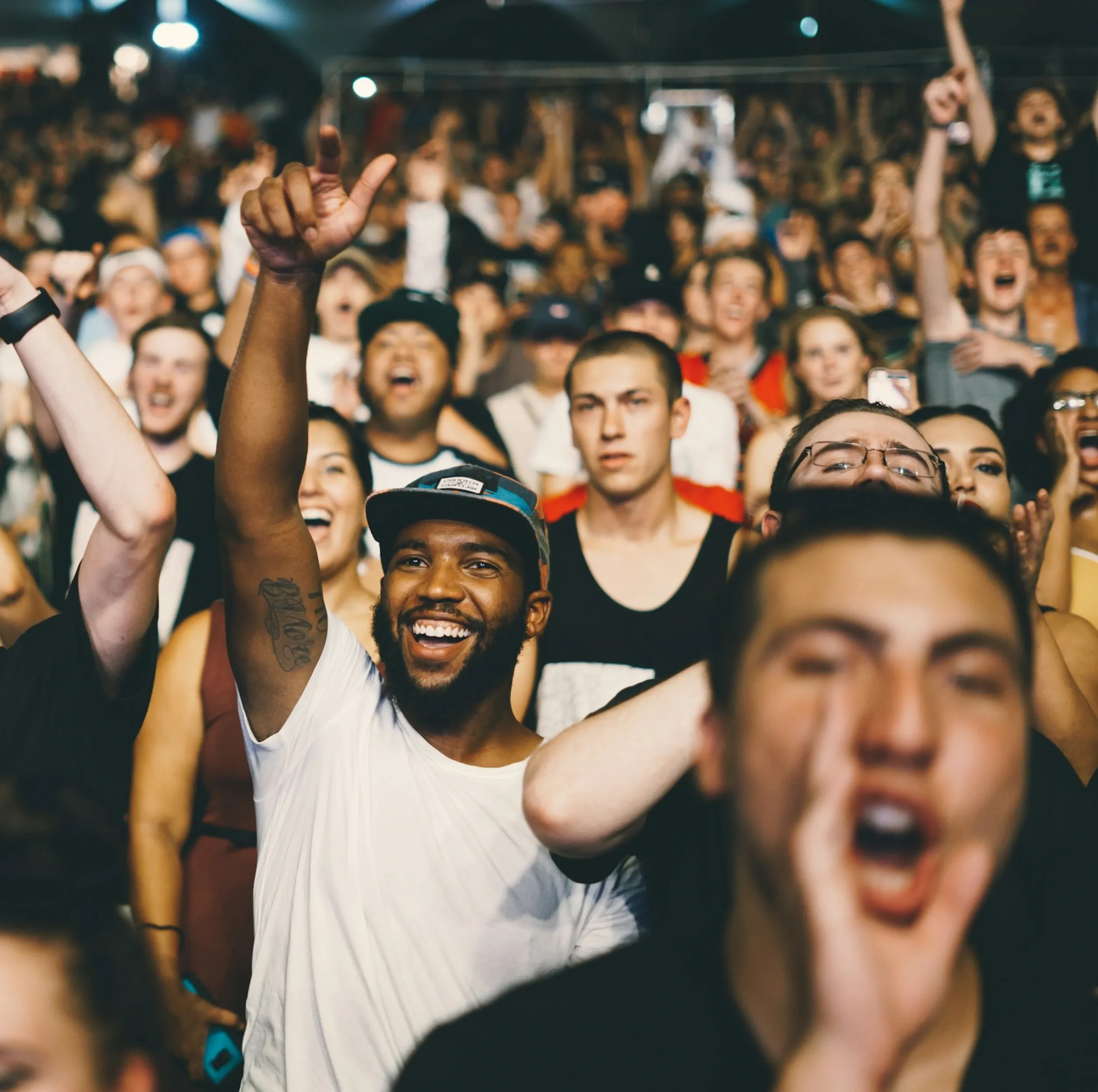 An image showing a digitally optimized event with multiple attendees.