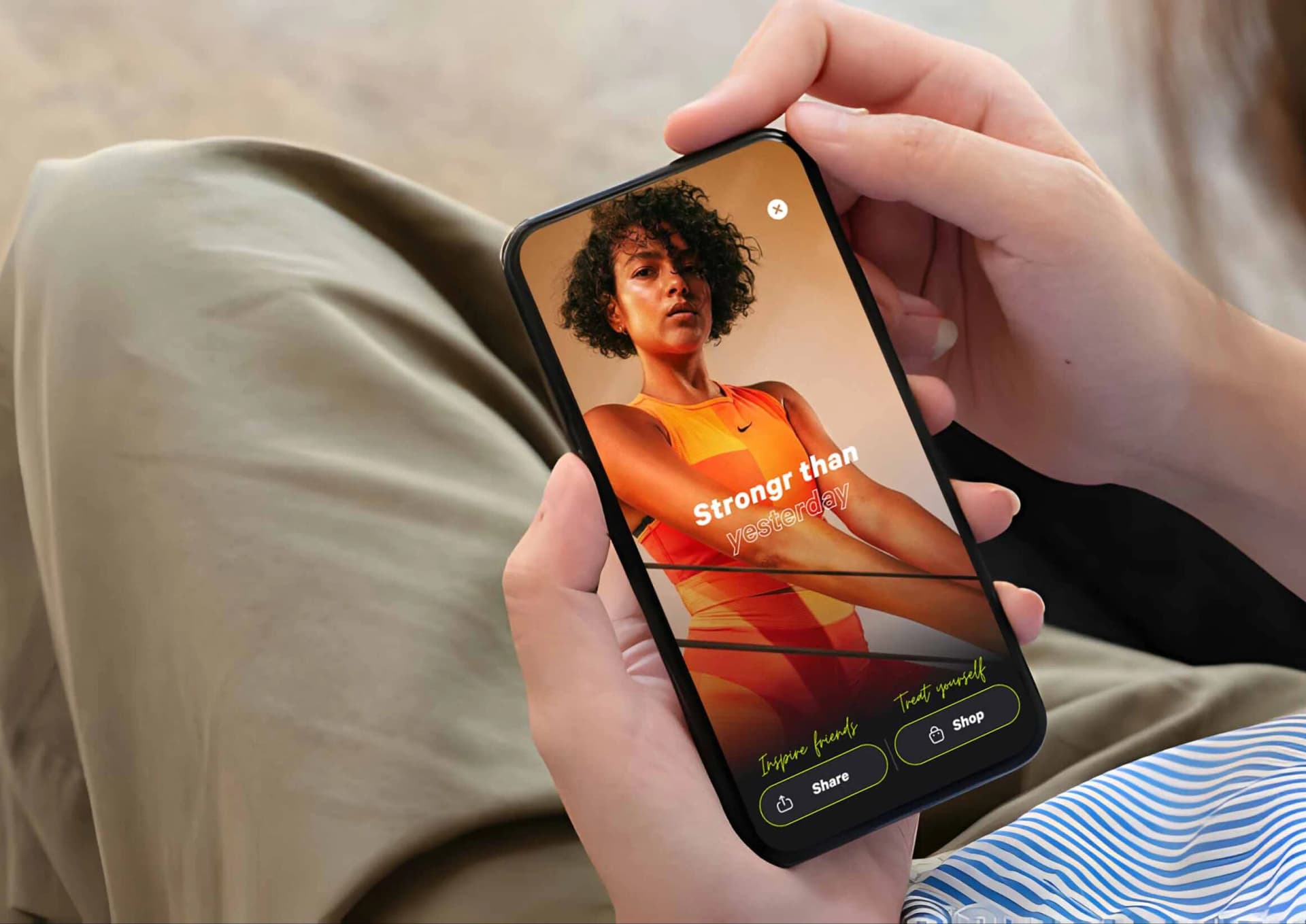 Strongr Background Desktop